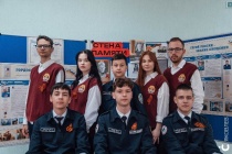 Саратовские студенты и лицеисты приняли участие в оформлении экспозиции, посвящённой саратовцам – участникам СВО  